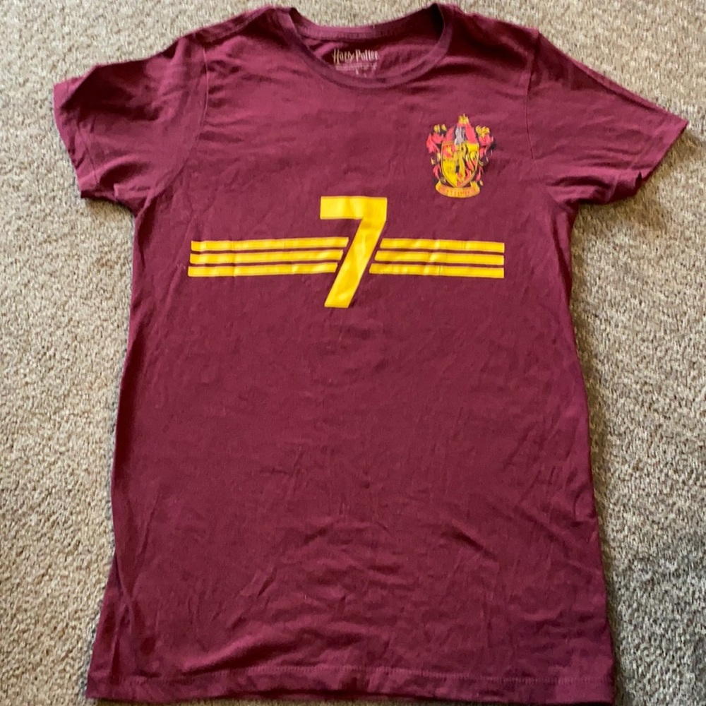 Adult small Harry Potter tshirt